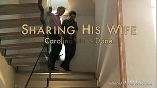 مادر دوست داشتنی طول می کشد دو را cocks بزرگ