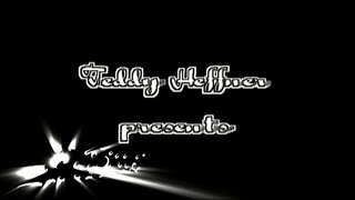 Telung panas nyenengake lan katresnan sofa