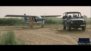 Španski MILF dušo leti sa avionom i jebe