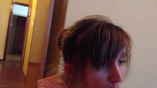 Endijèn chante ak monte