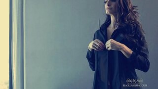 سیلویا Saige &amp;amp; بی سر و صدا آژیر سفید